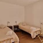 Apartment Metairie Du Chateau Berthe L Clim L Piscine *